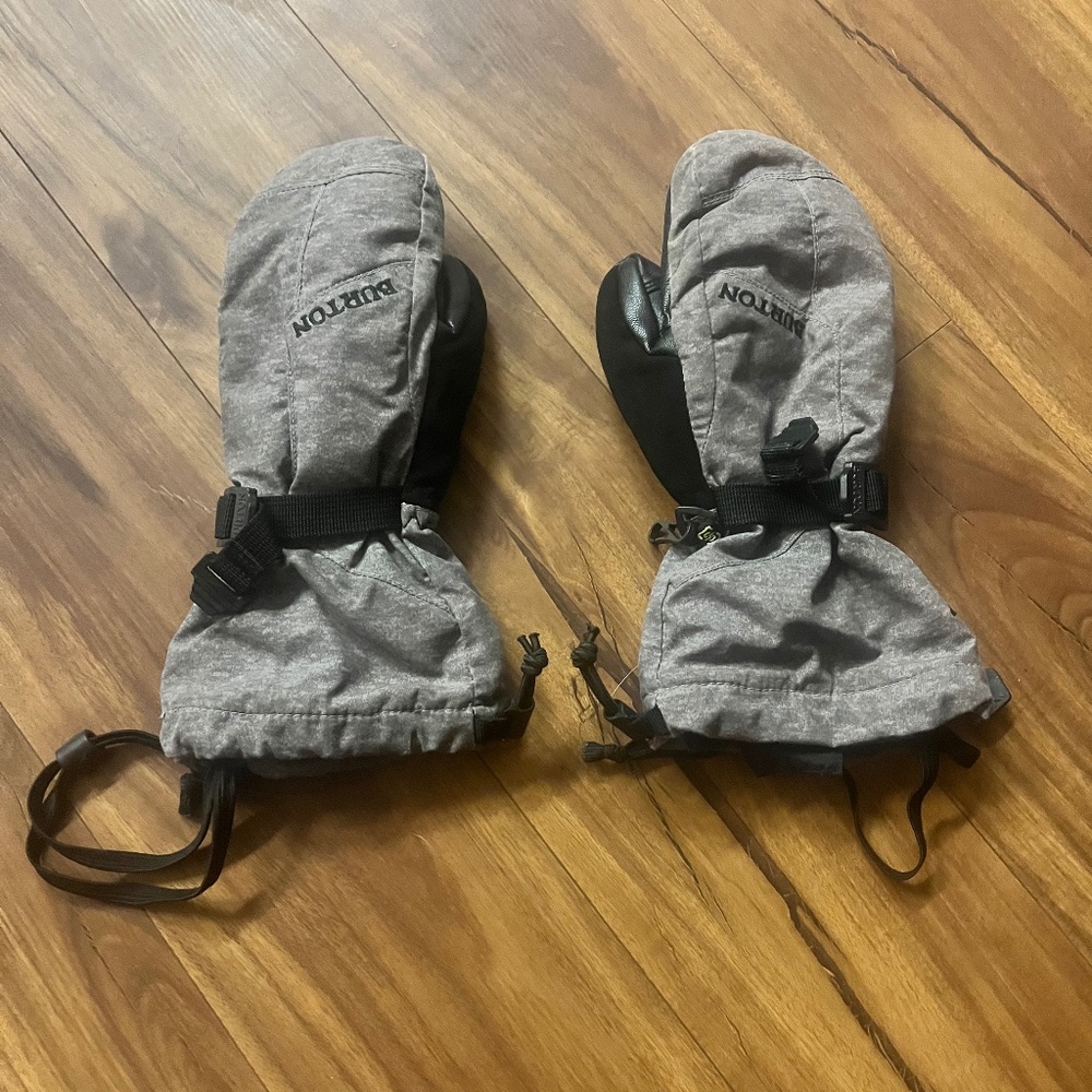 Kids Burton Goretex Mittens Over the Sleeve Size S